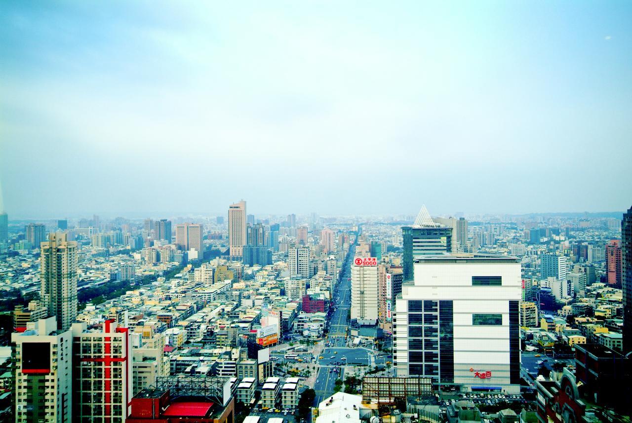 空中城都會商旅 Kaohsiung Exterior photo